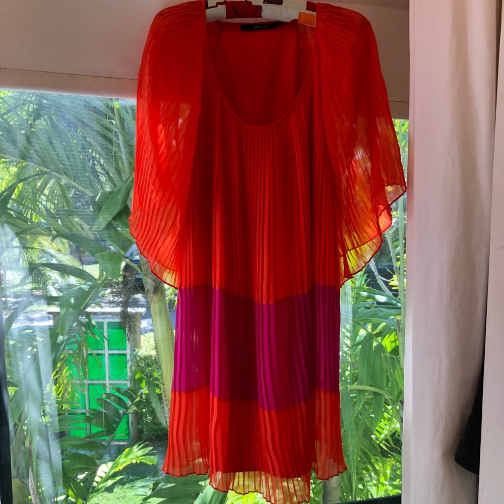 Arc & Co Pleated Dress
